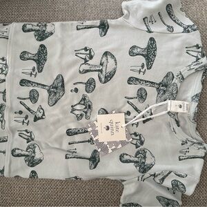 kate quinn Light Sage Green Mushroom Print Baby shirt